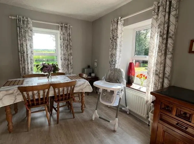 Feriehus The Rathmore House *