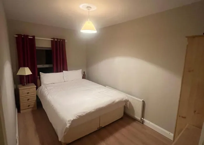 Semesterbostad The Rathmore House *